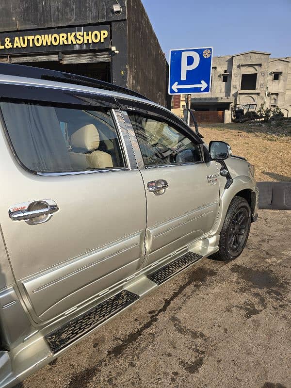 Toyota Hilux 2012 Thailand Model 9