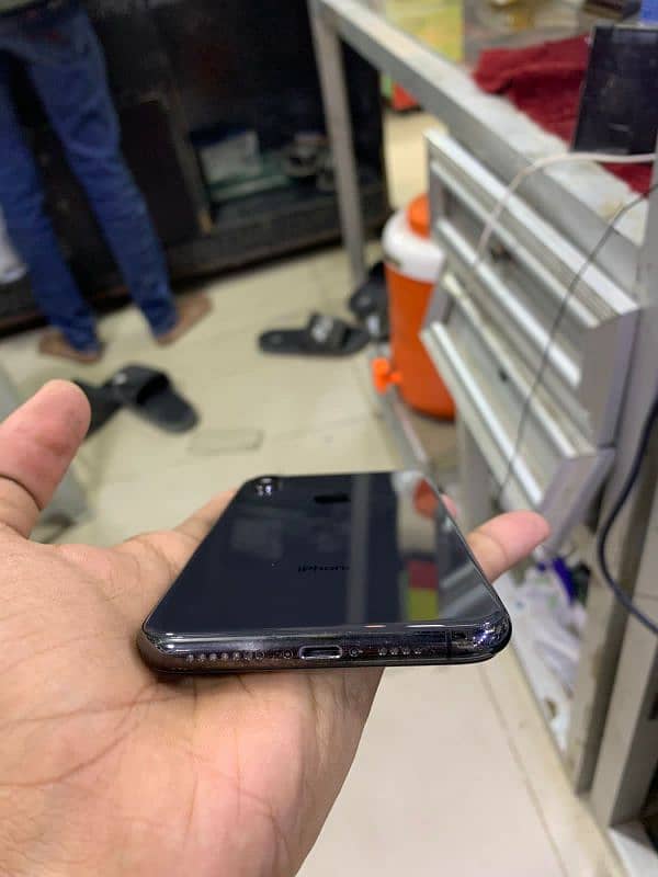 iPhone Xs max 64GB PTA Approved  Black  Battery service 4