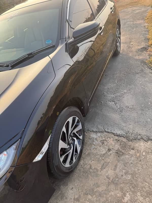 Honda Civic Oriel 2018 10