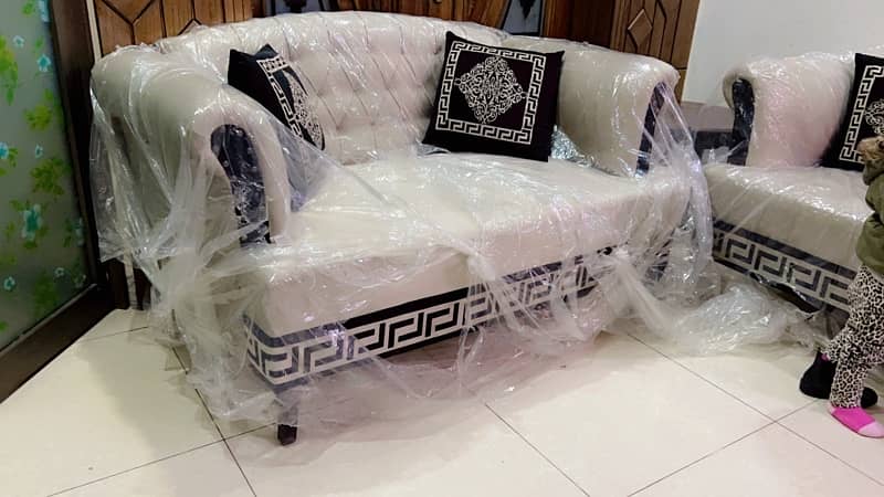 Seven seater sofa brand new 0