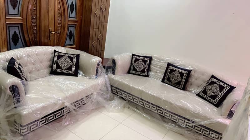 Seven seater sofa brand new 3