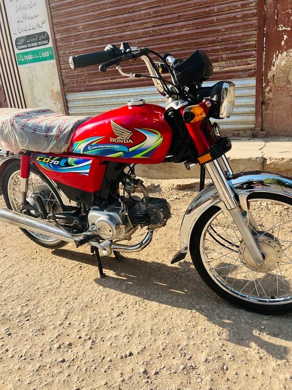 Honda cd70 model2024 new condition Hyderabad number 18