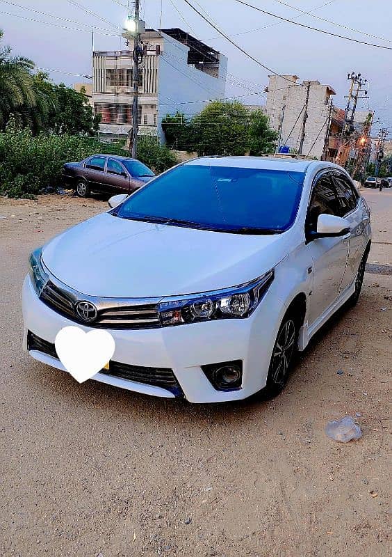 Toyota Altis Grande 2016 1