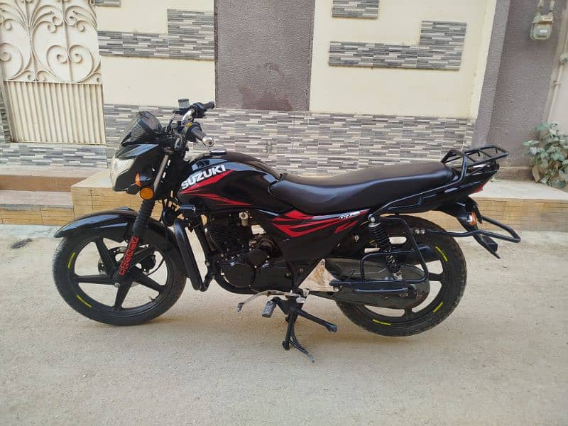 Suzuki GR 150 2021 10