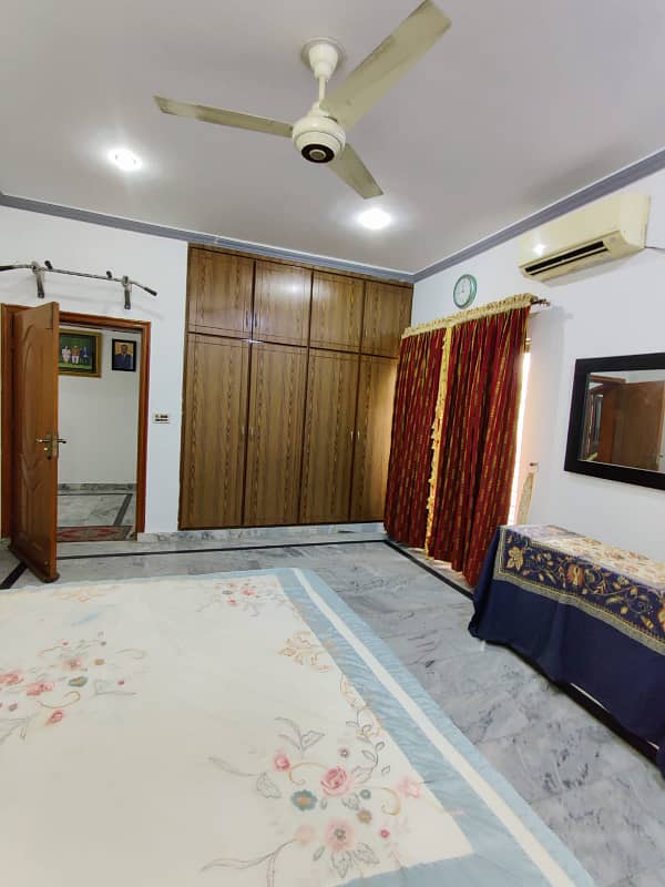 4 Kanal Farm House Available For Rent 9