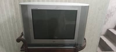 LG Flatron Television - Minimal Used TV