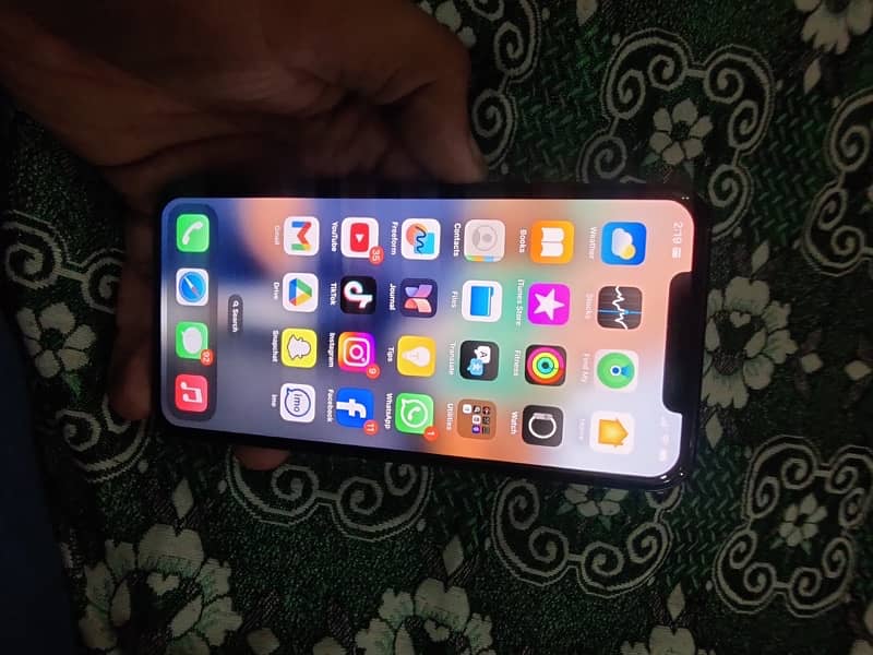 iphone 11 pro max 256gb jv single sim pta approved 7