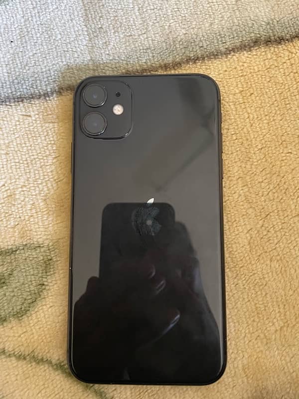 iPhone 11 64 gb 9/10 1