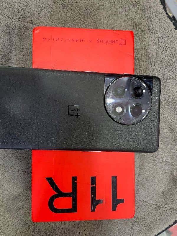 i want to sale my one Plus 11r  duo physical sim 3