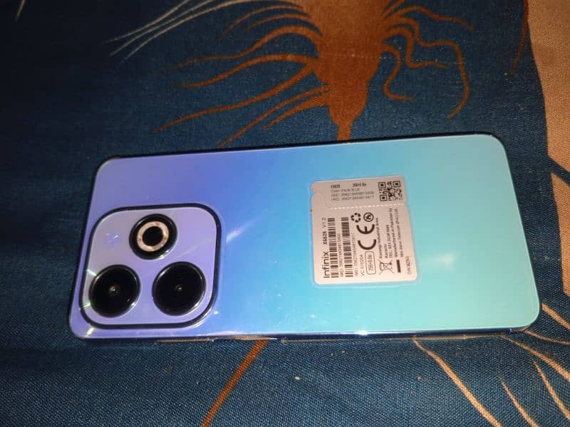 Infinix v40i in warranty 1