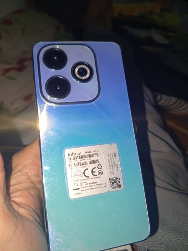 Infinix v40i in warranty 4