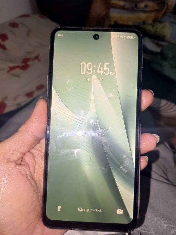 Infinix v40i in warranty 5