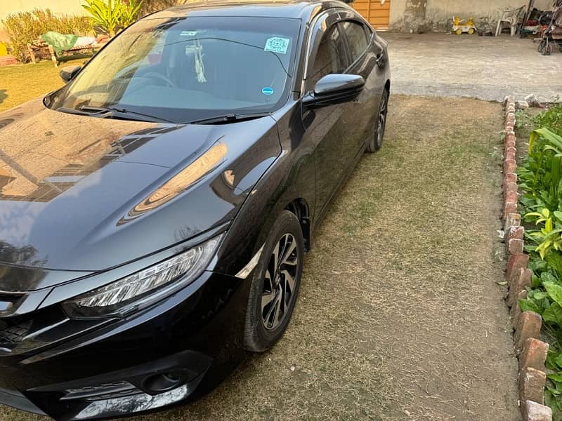 Honda Civic Oriel 2018 11