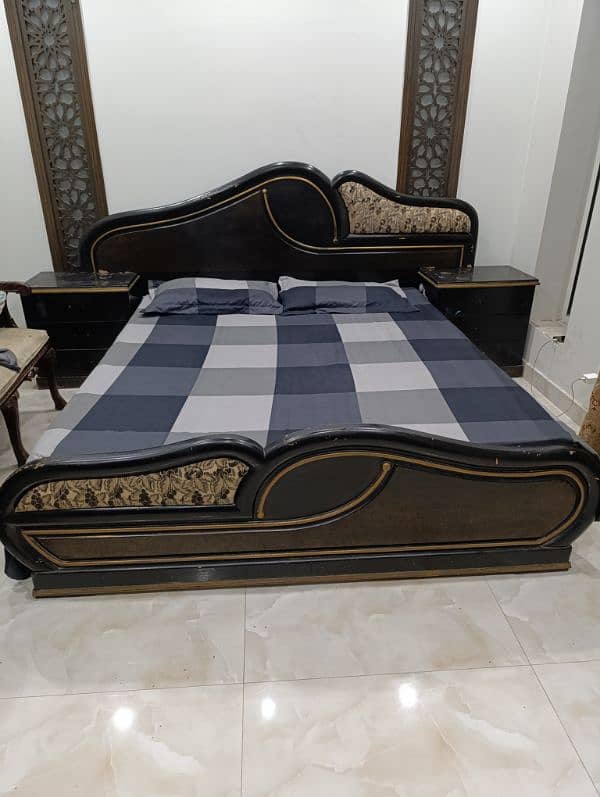 wooden bed for sale 0