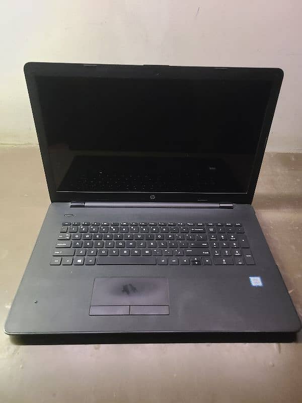 Hp Pavalion 17 inch I5-7th 1