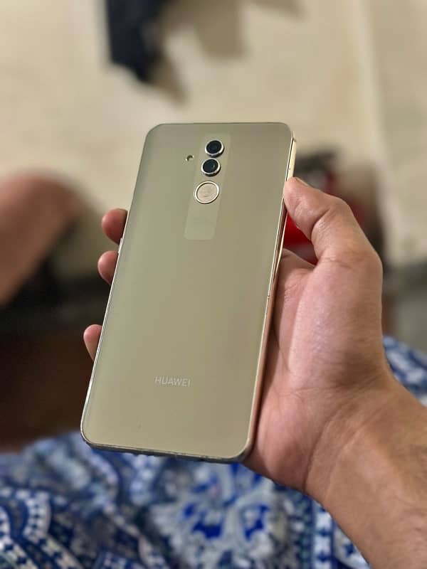 Huawei Mate 20 Lite 1