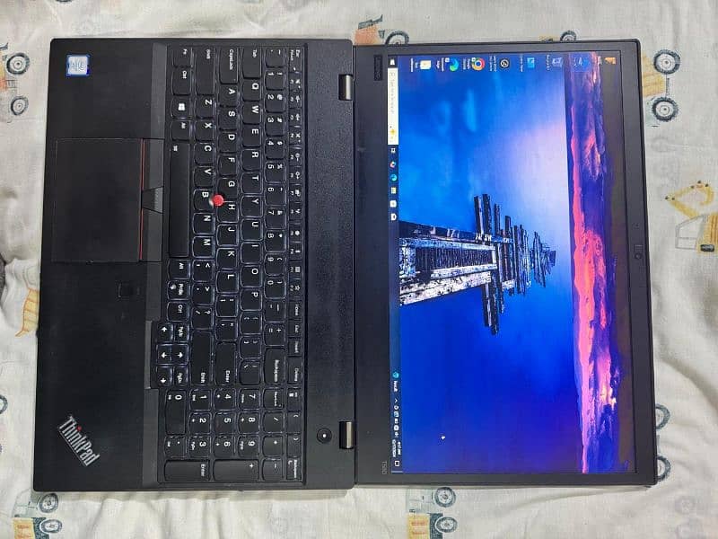 Lenovo Thinkpad T580 Ci7-8th generation 15.6 Fhd display Backlit keybd 13