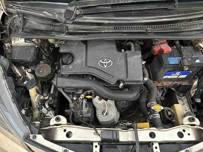 Toyota Vitz 2015 2