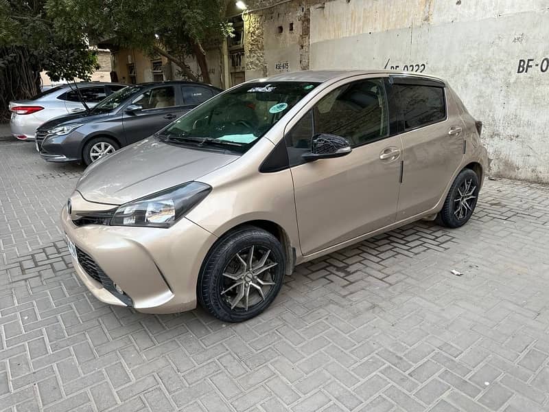 Toyota Vitz 2015 6