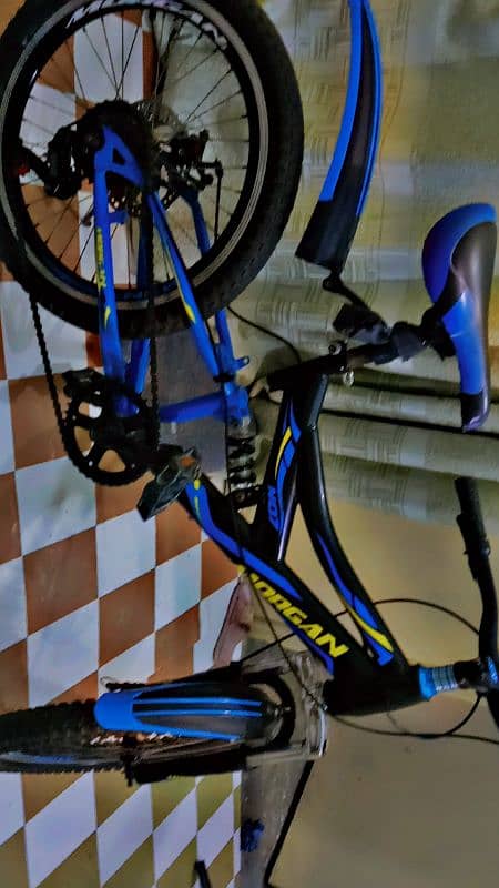 Street hawk blue end black colour cycle 4