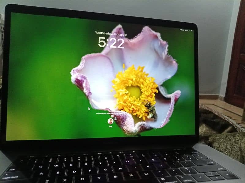 MacBook Pro (15-inch, 2018) 0