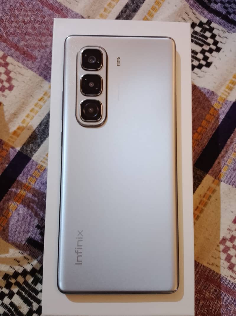 infinix hot 50 pro plus 8+8/256 7