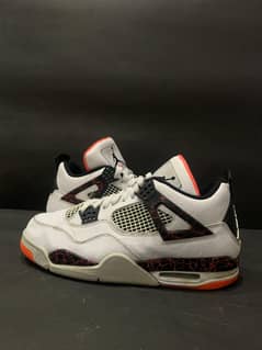 Jordan 4 Retro (Flight Nostalgia)