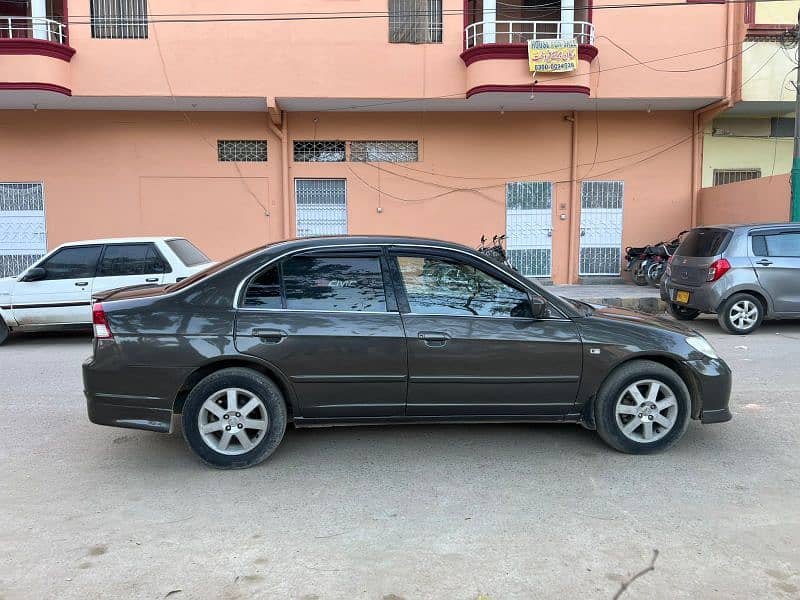 Honda Civic Prosmetic 2005 3