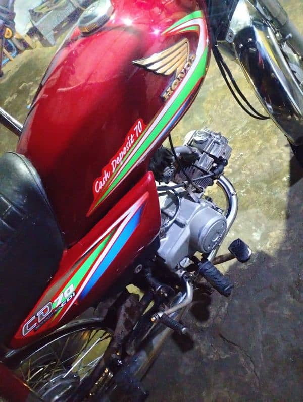 Honda cd 70 2012 model . . Engine fuly pack. . . Documents complete. . 4