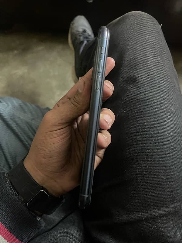 iphone 11 pro max 256GB pta proved 2