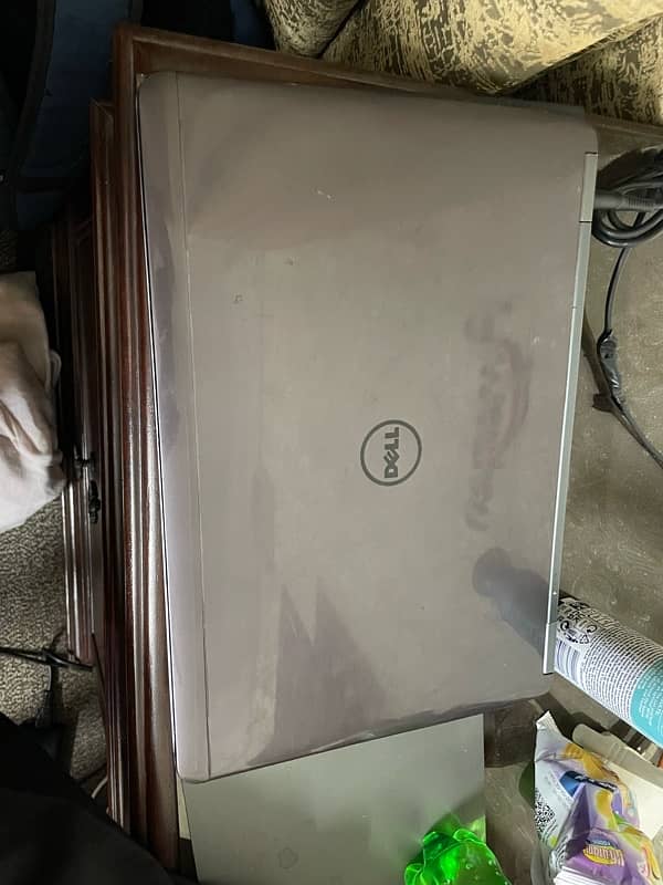 Dell Latitude E7440 1