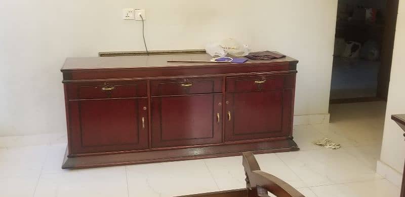 whole bed set including side tables,dressing table and side board 10