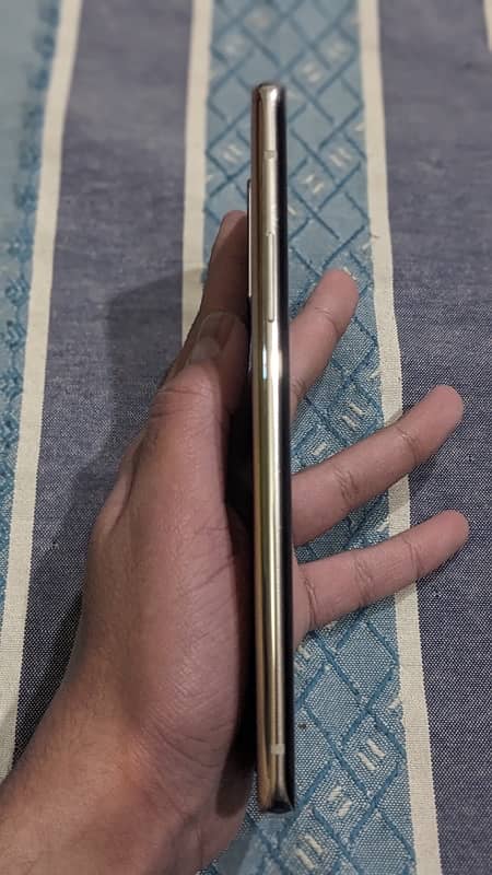 oneplus 8 dual PTA approved 10/10 condition 1