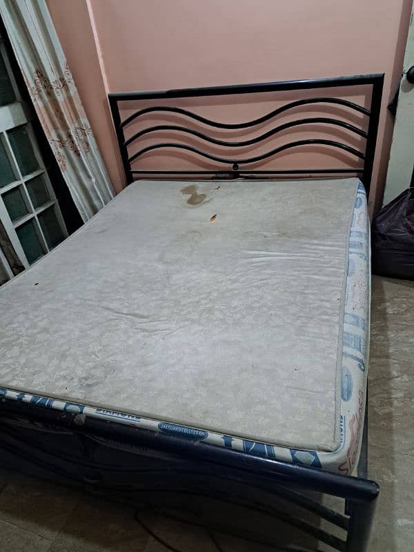 iron rod bed urgent sell 1