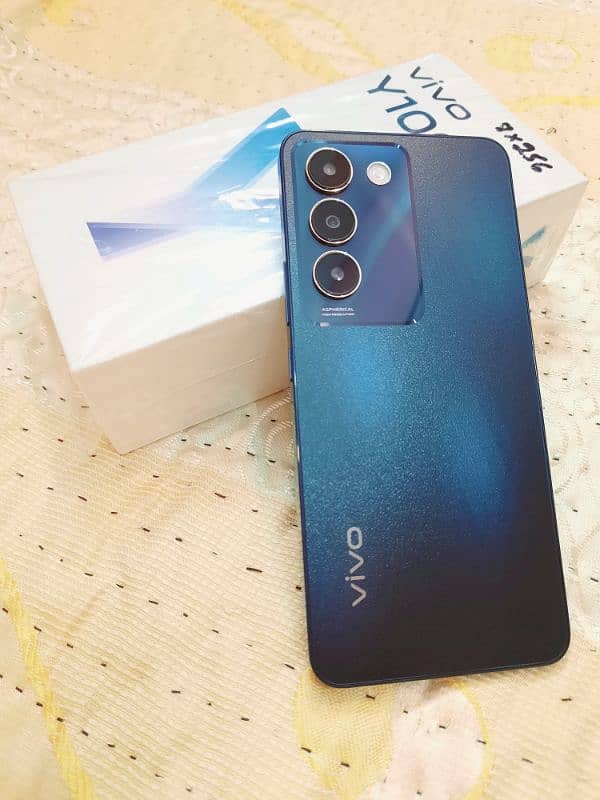 Vivo Y100 8+8/256 With Box 1