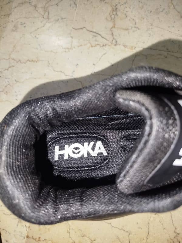 HOKO (Joggers) 4