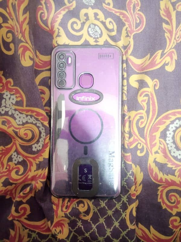 I am selling my infinix s5 lite official pta approved with box 3