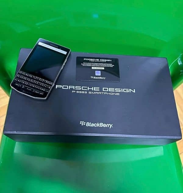 Blackberry porsche p9983 2