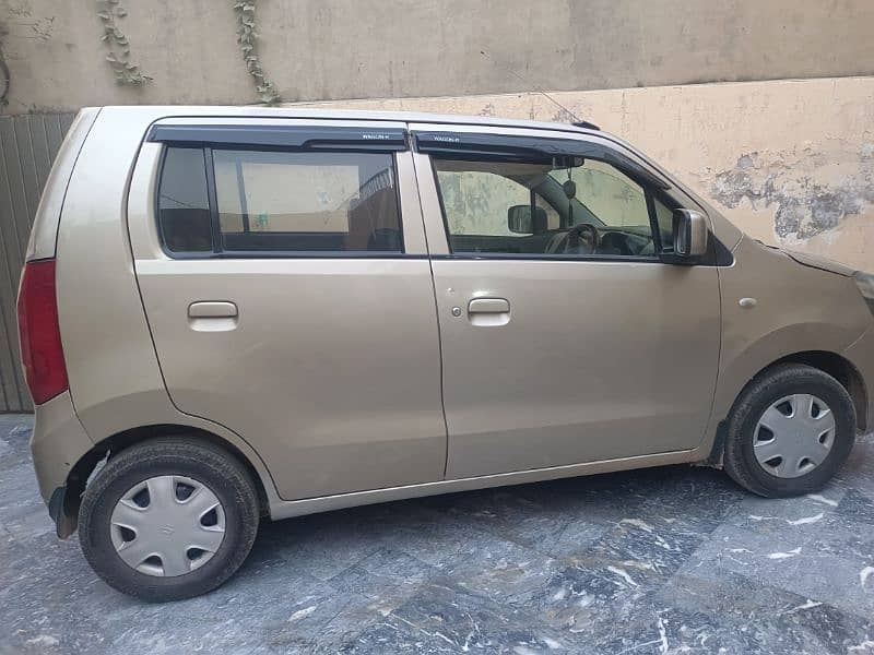 Suzuki Wagon R 2016 5