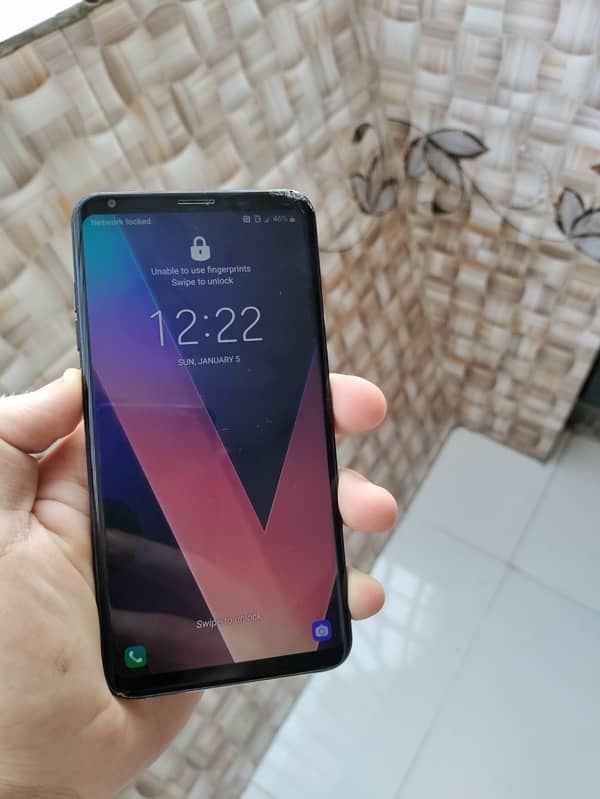 LG V30 4/64 1