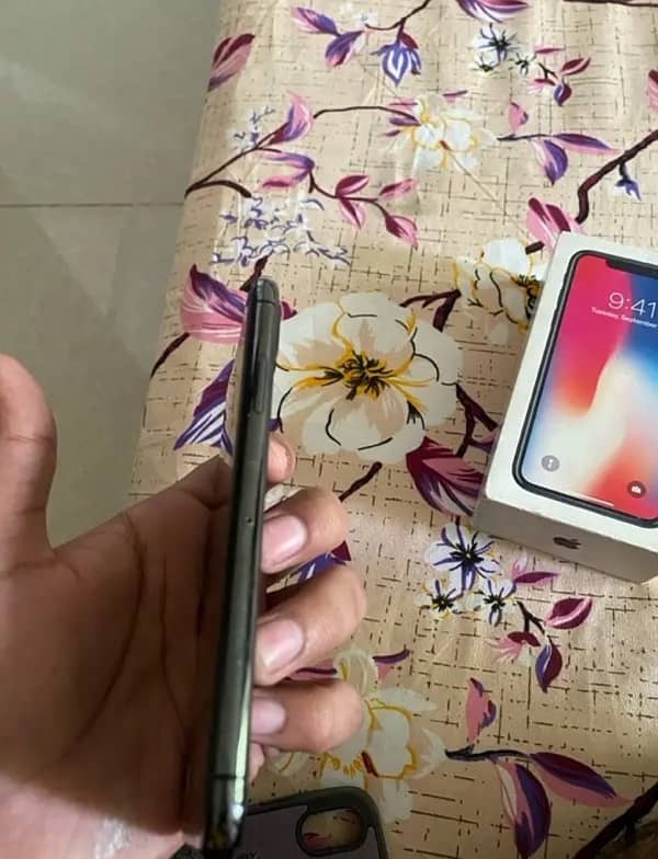 iphone x 64 gb pta approved 2