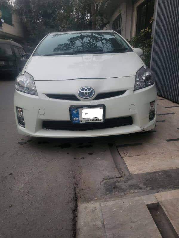 Toyota Prius 2014 mary apny name ha 0