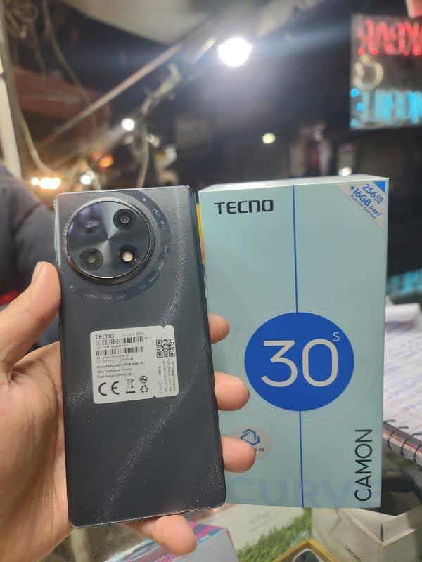 Tecno Camon 30S 8/256 10 month warranty 0