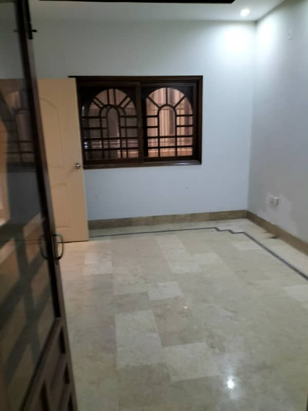 120 sq yards portion for rent in kaneez fatima society 5