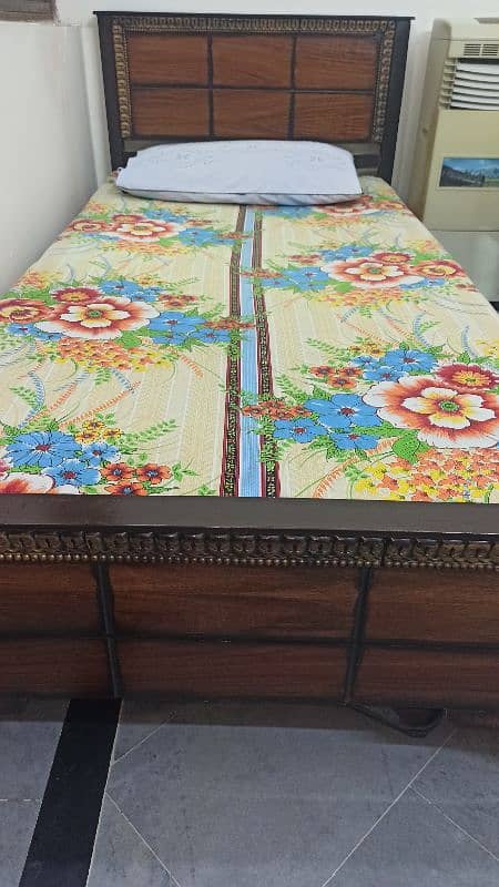 Two Solid Wooden Single Beds in Excellent Condition – Great Deal! 0