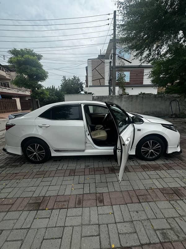 Toyota Corolla Altis 2021 19