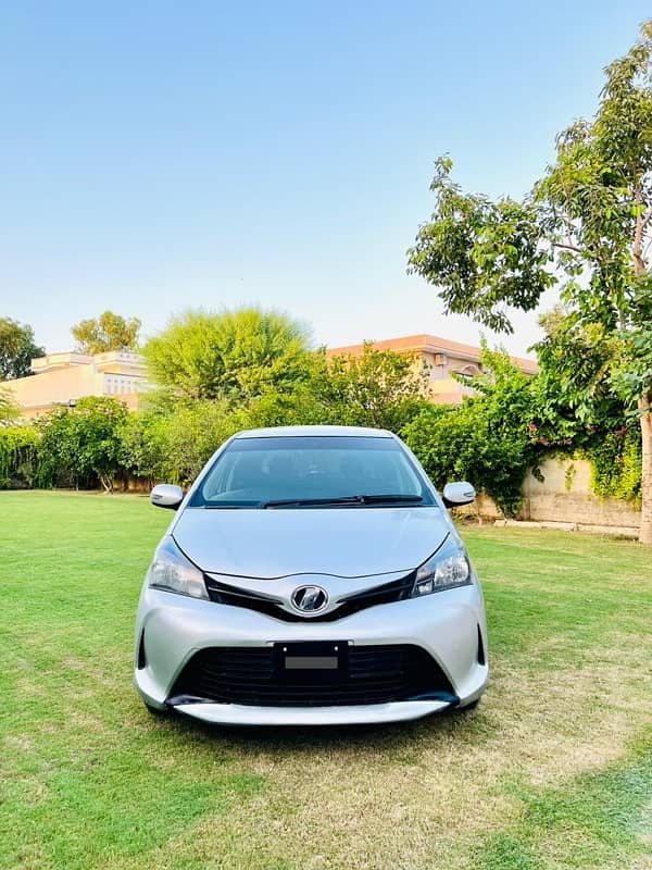 Toyota Vitz 2014 8