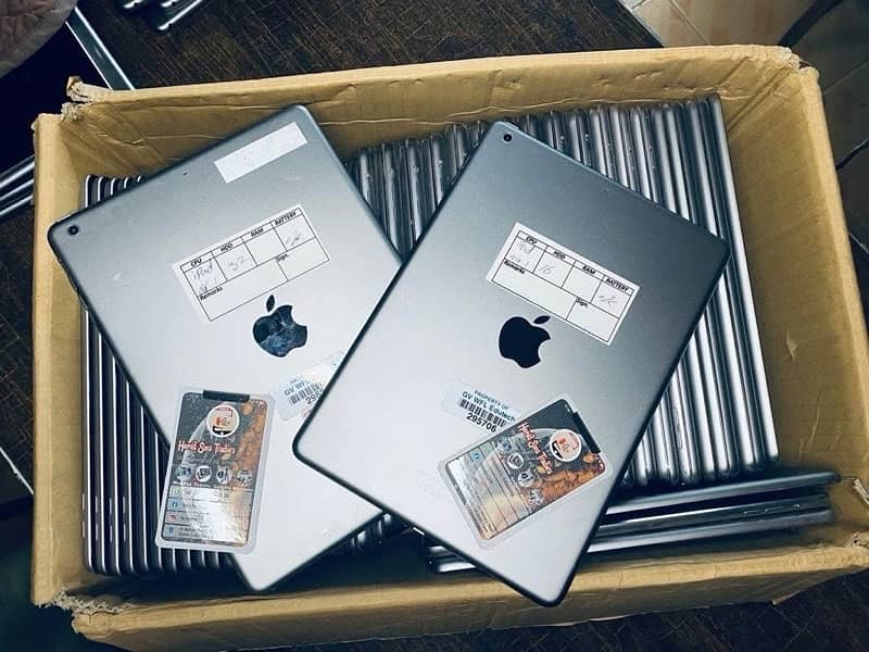 Apple Ipad pro, Air Ipad 5, 6, 7 Mini 5, 6. Bulk Quantity Available 2