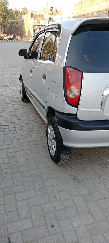 Hyundai Santro 2004 3