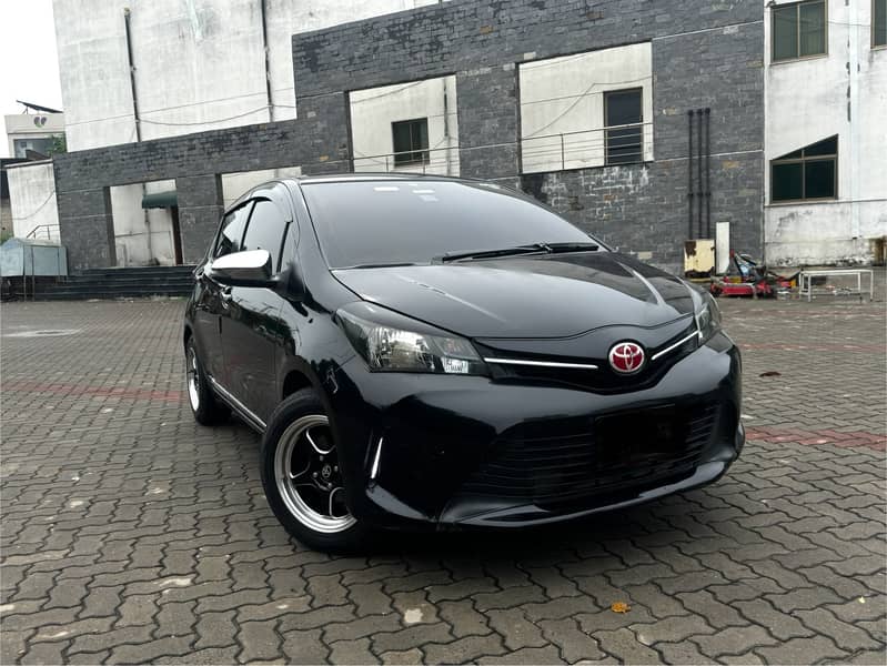 Toyota Vitz 2014 1